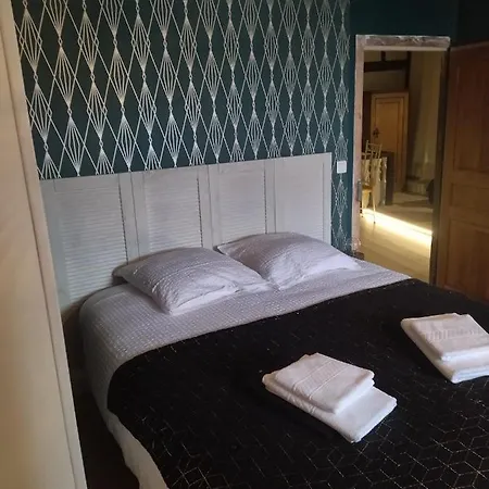Couette-café Le Pressoir *