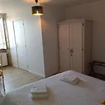 Le Pressoir D'hotes Bed & Breakfast 3*