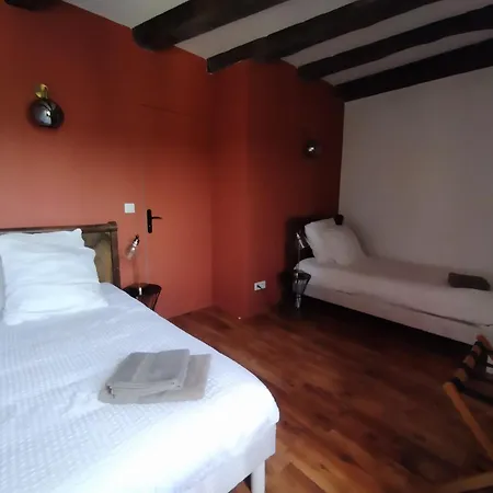 Le Pressoir D'hotes Cardaillac